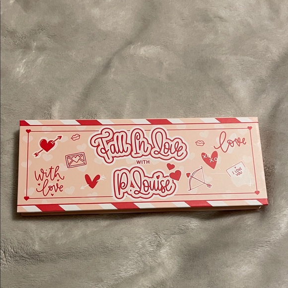 P.Louise Other - P. Louise 'Fall In Love' Eyeshadow Palette
